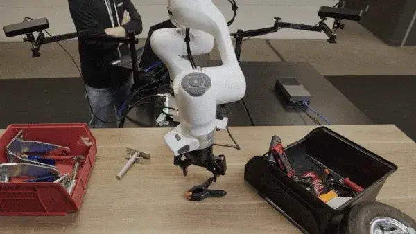 Tool pick-and-place with motion capture